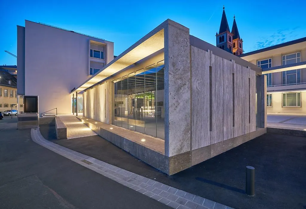 Szálloda Burkardushaus, Tagungszentrum Am Dom Würzburg